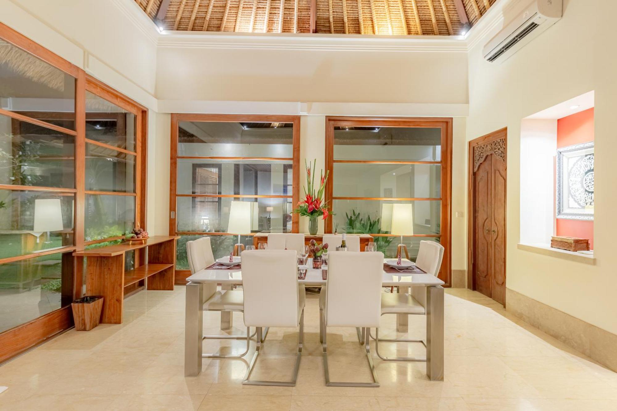 Villa Dorado - Steps From Jimbaran Beach 外观 照片
