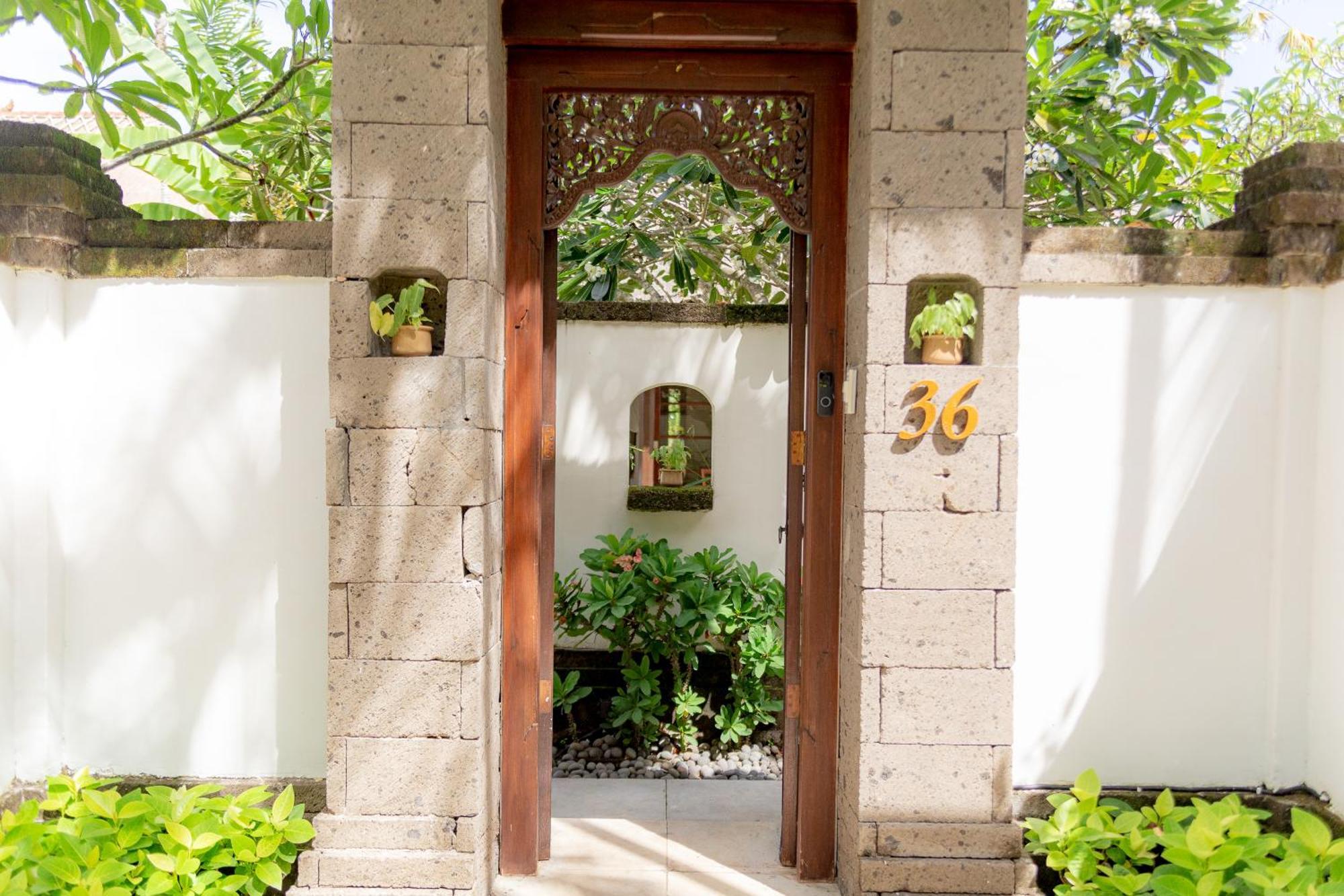 Villa Dorado - Steps From Jimbaran Beach 外观 照片